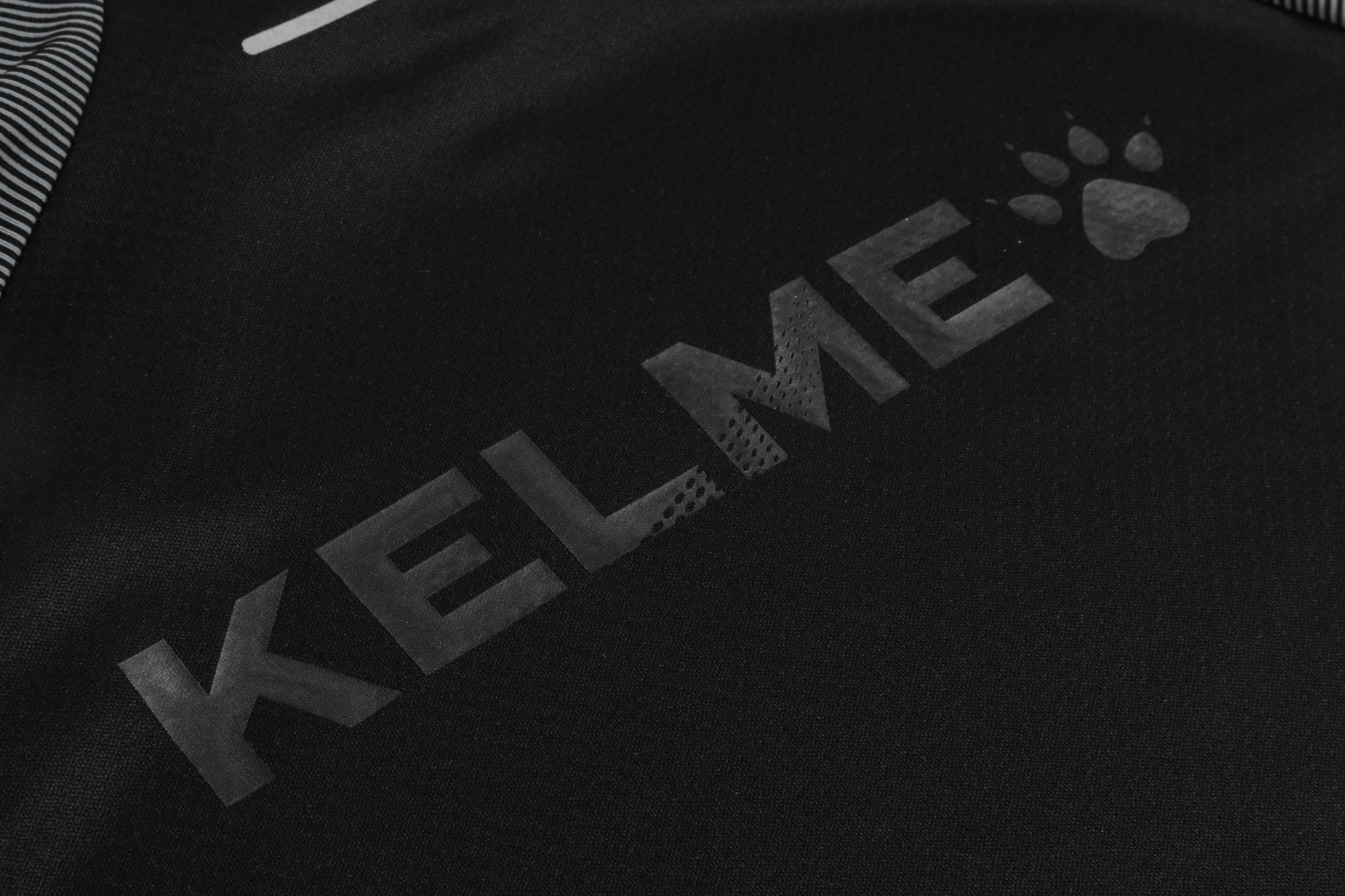 CHAQUETA DE CHÁNDAL MONTES NEGRO