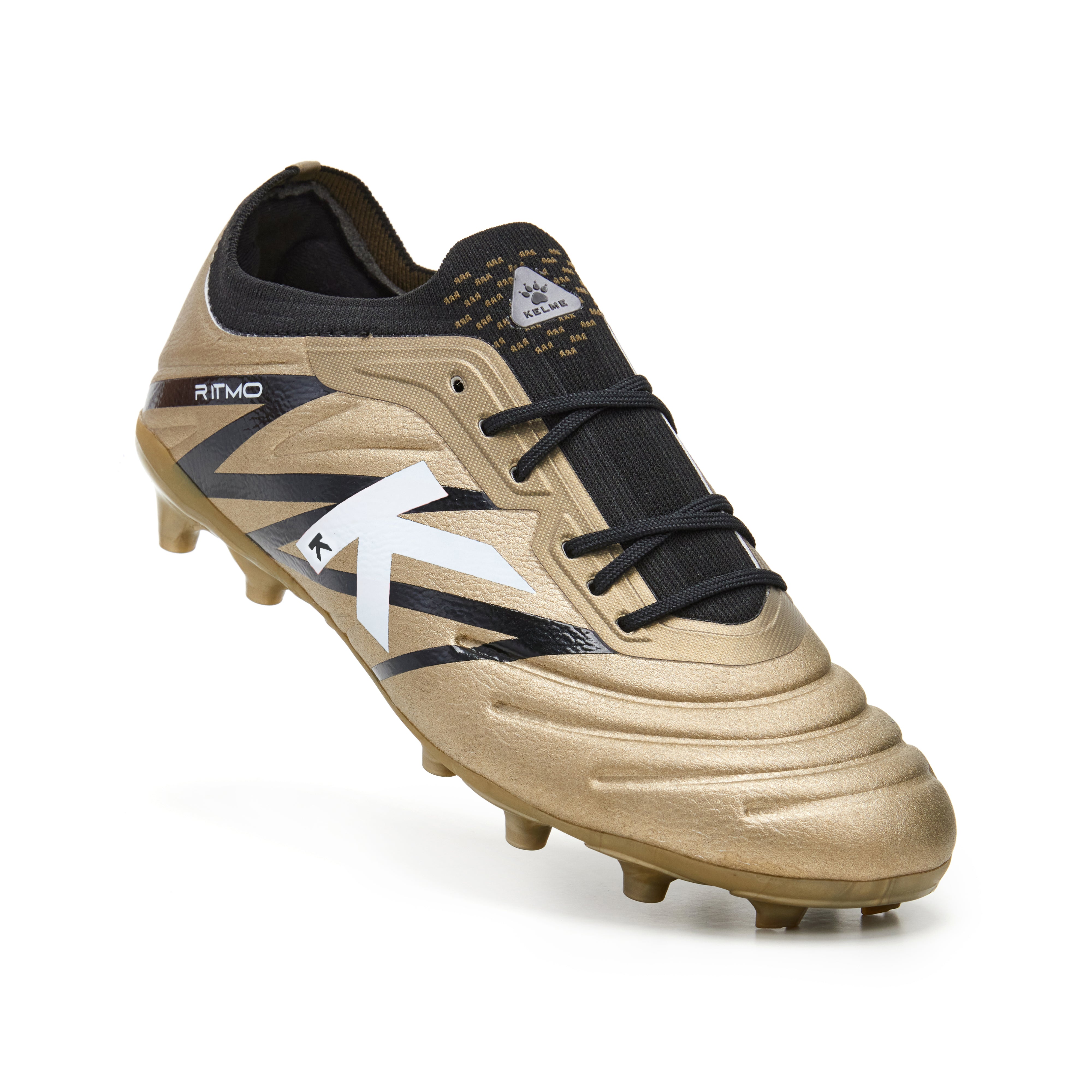 BOTAS DE FÚTBOL RITMO MG ORO